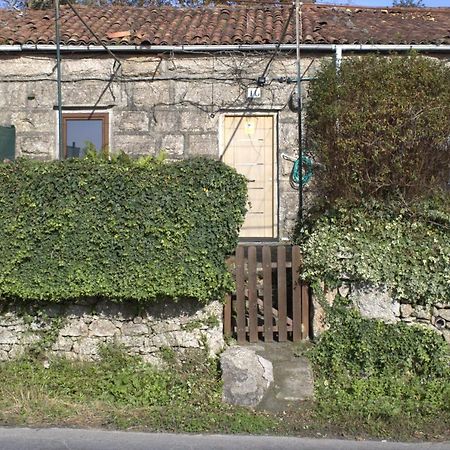 Tipica Casa De Piedra Βίλα Σαντιάγο ντε Κομποστέλα Εξωτερικό φωτογραφία